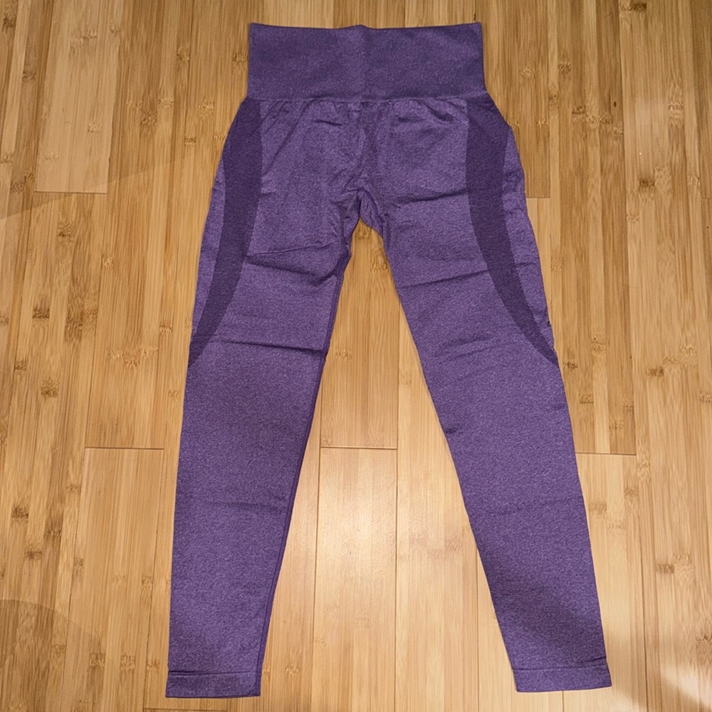 NVGTN Violet OG Contour Leggings sz M